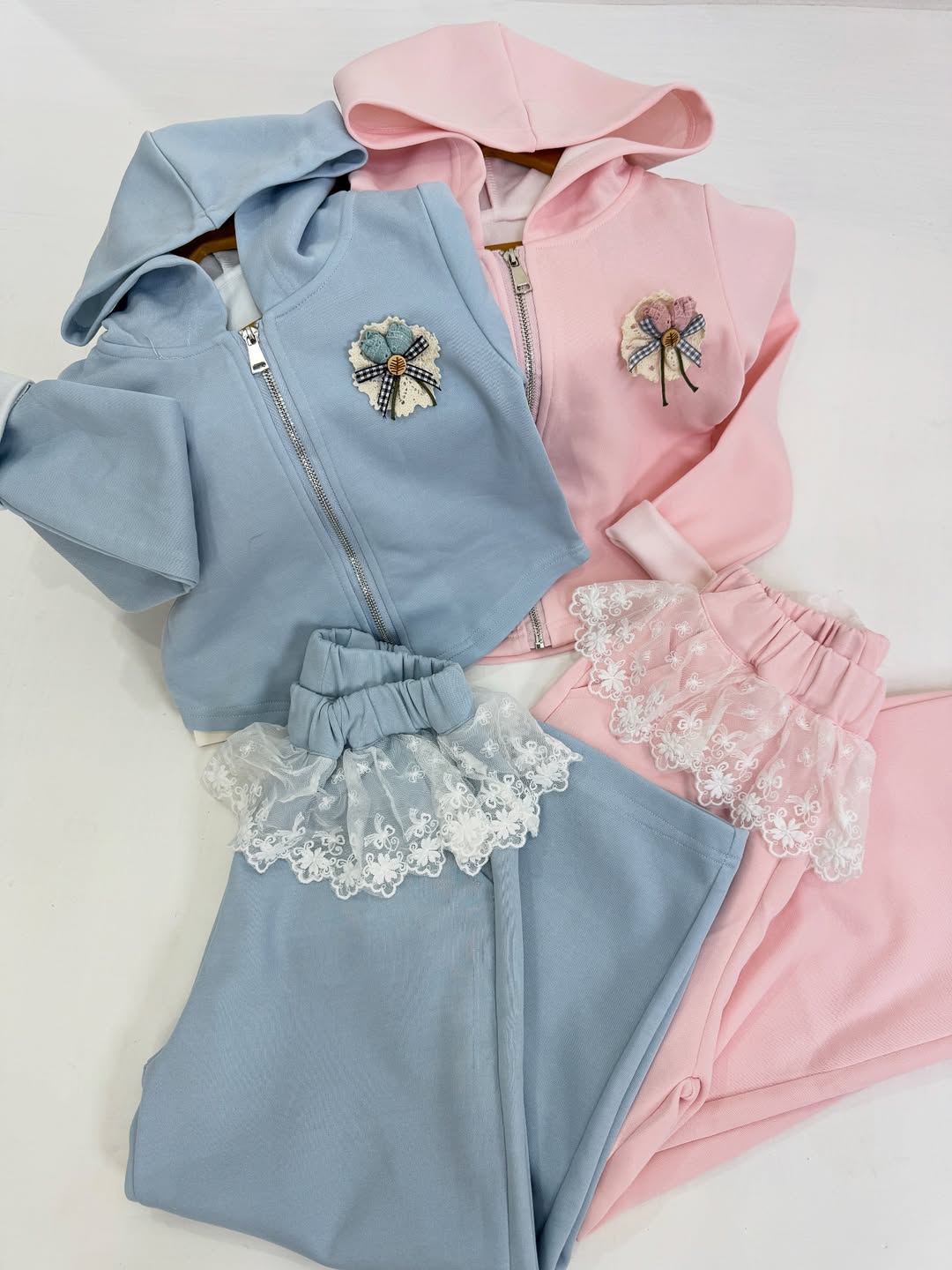 ست سویشرت کراپ و شلوار بگ دخترانه ۱۲ سال